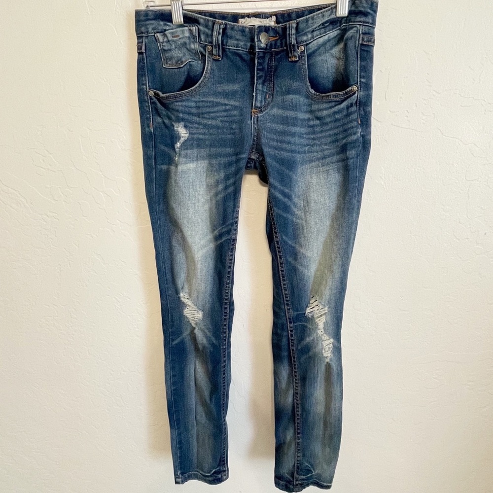 Free People Dark Wash Skinny Distressed Jeans Size 27